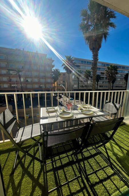 Appartement 20 Mts Plage, Pl Mediterranee, Vue Mer Parking Canet-en-Roussillon Eksteriør bilde