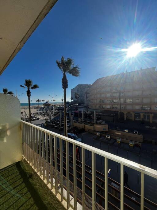 Appartement 20 Mts Plage, Pl Mediterranee, Vue Mer Parking Canet-en-Roussillon Eksteriør bilde