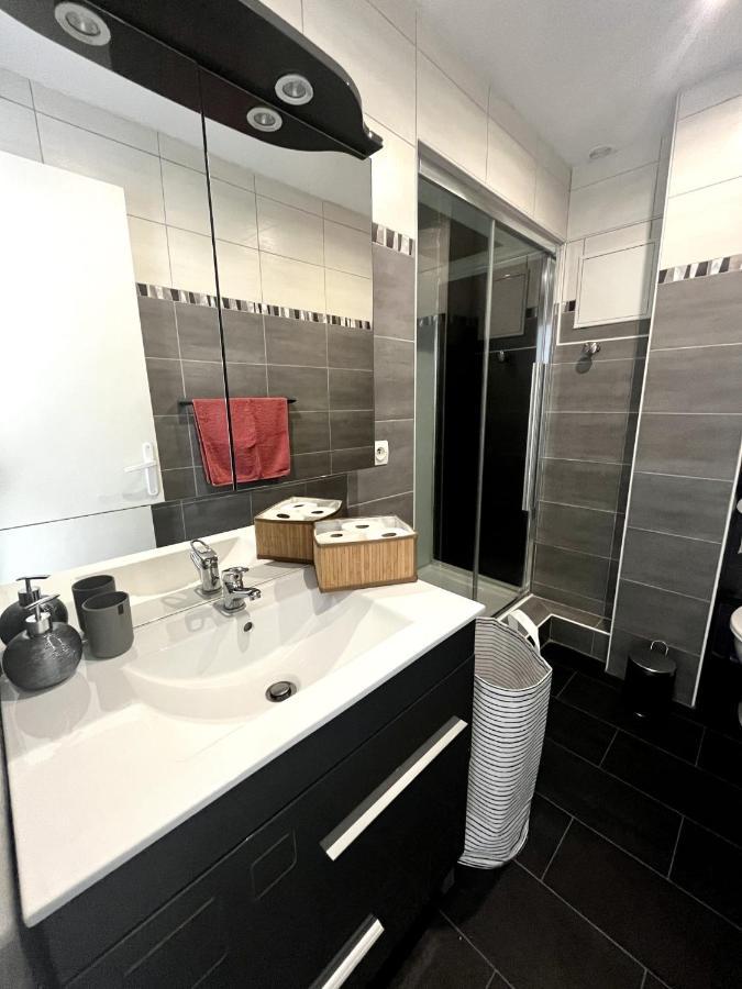 Appartement 20 Mts Plage, Pl Mediterranee, Vue Mer Parking Canet-en-Roussillon Eksteriør bilde