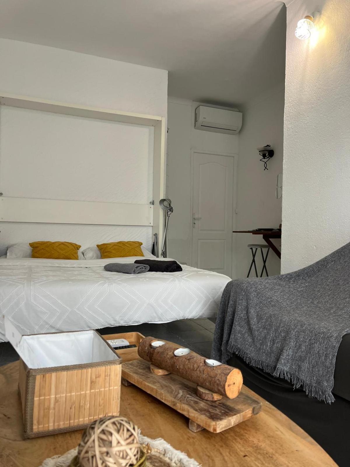 Appartement 20 Mts Plage, Pl Mediterranee, Vue Mer Parking Canet-en-Roussillon Eksteriør bilde